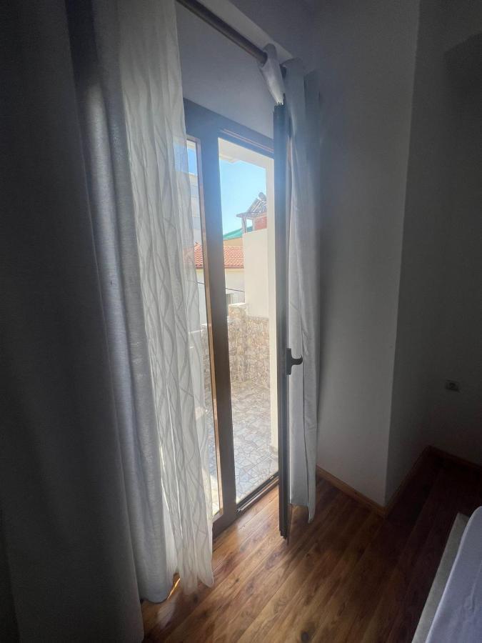 Villa Zoto Himare Exterior photo